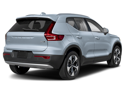 2025 Volvo XC40 B5 Ultra Bright Theme