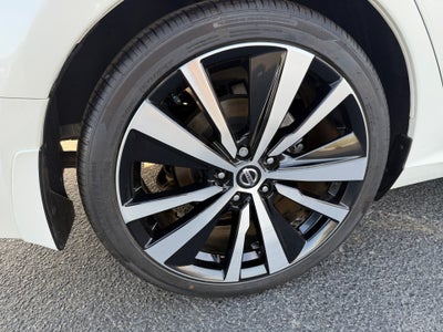 2022 Nissan Altima SR FWD