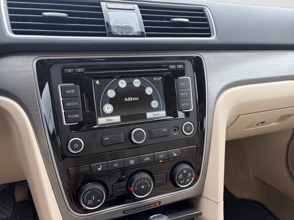 2014 Volkswagen Passat 1.8T SE