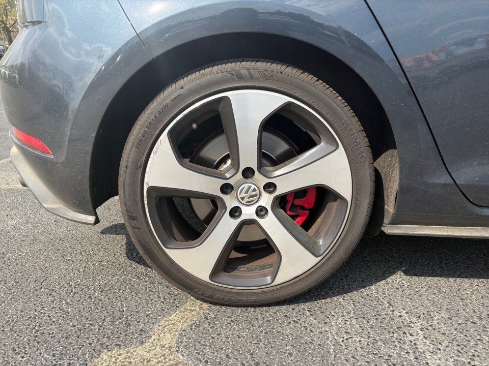 2019 Volkswagen Golf GTI 2.0T S