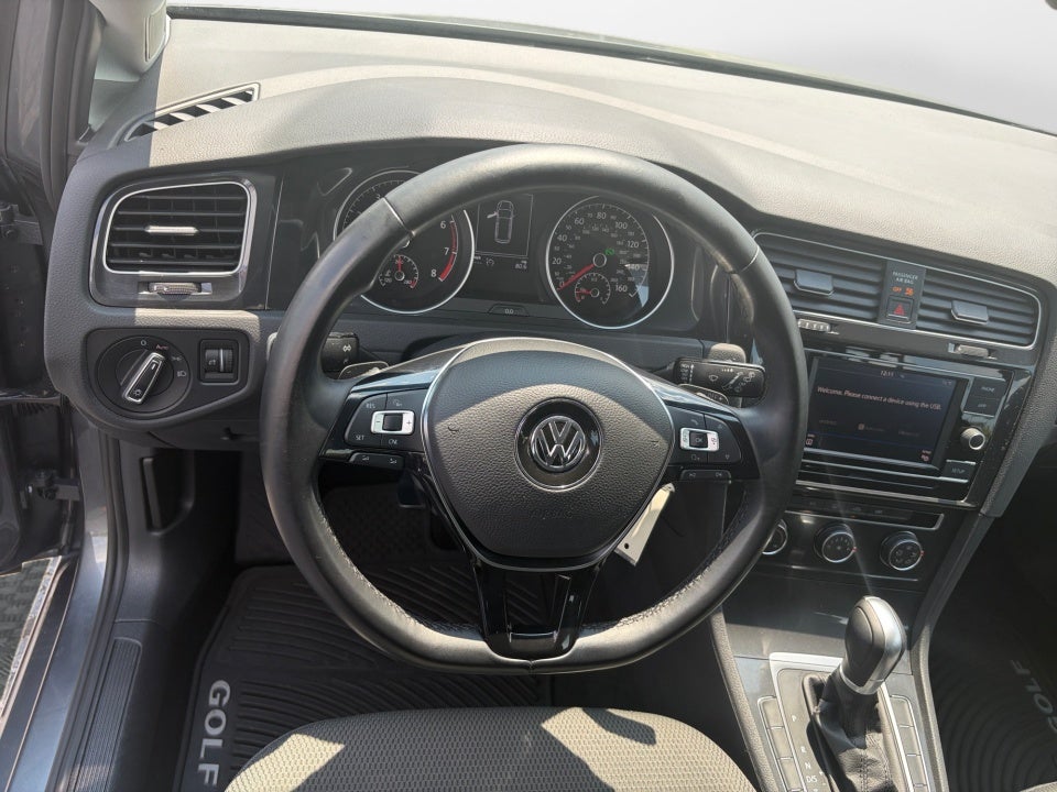 2018 Volkswagen Golf SportWagen S