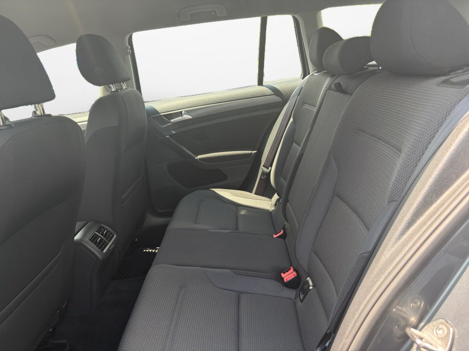 2018 Volkswagen Golf SportWagen S