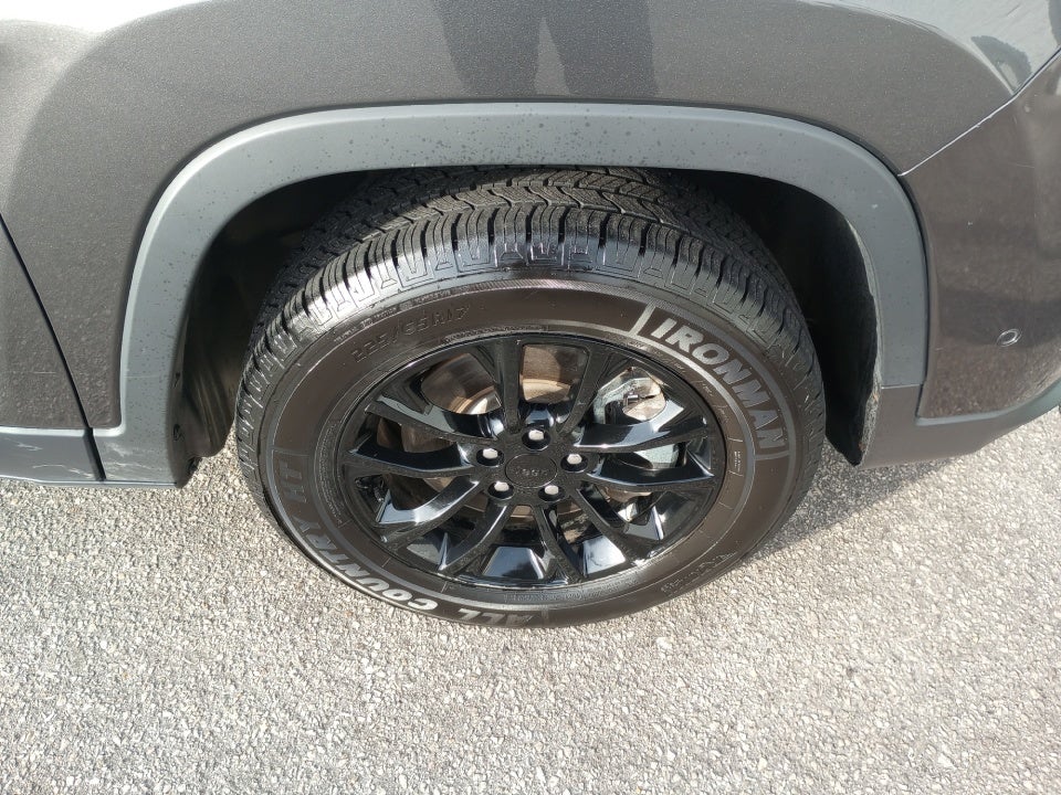 2023 Jeep Cherokee Altitude Lux 4x4