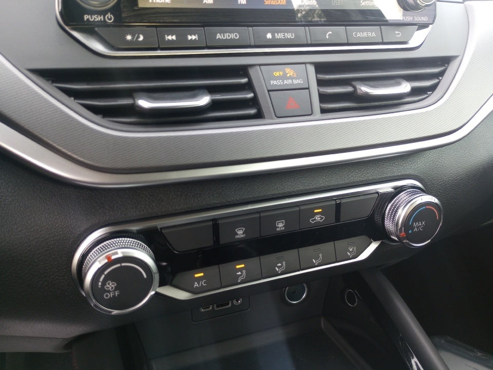 2025 Nissan Altima SR FWD