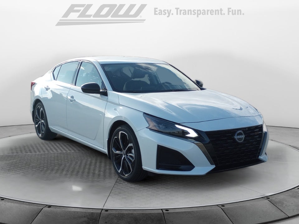 2025 Nissan Altima SR FWD