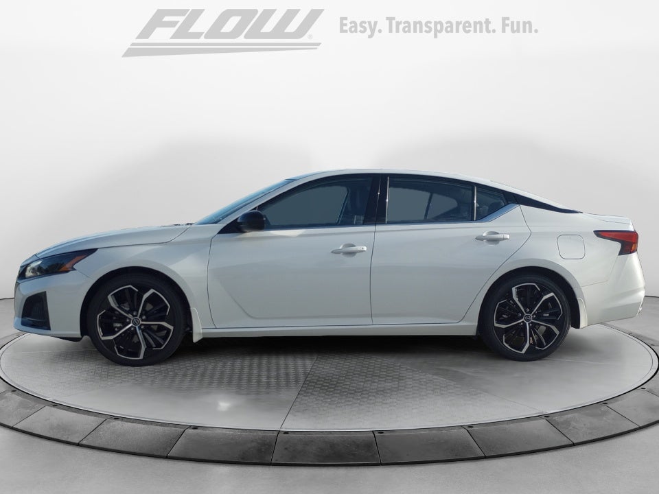 2025 Nissan Altima SR FWD