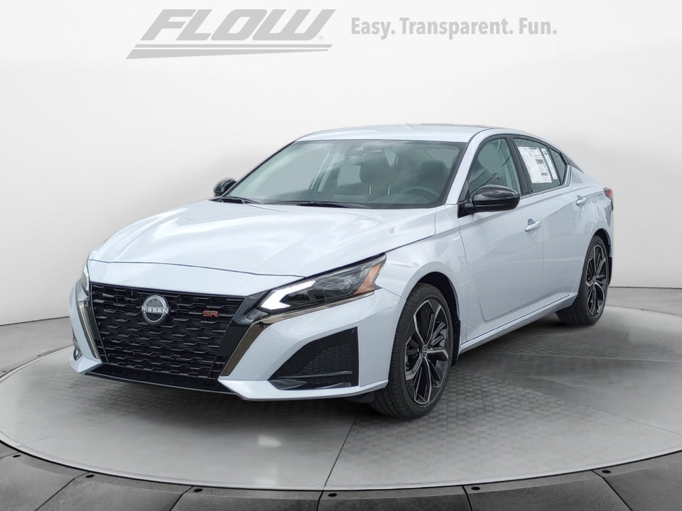 2025 Nissan Altima SR FWD