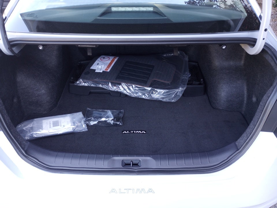 2025 Nissan Altima SR FWD