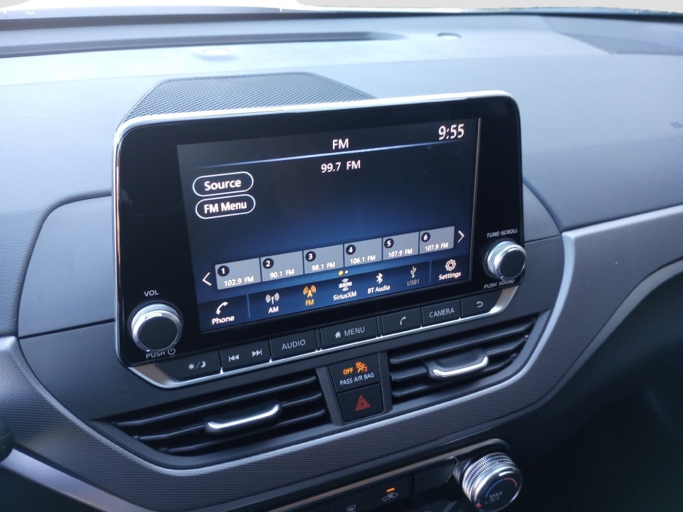 2025 Nissan Altima SR FWD