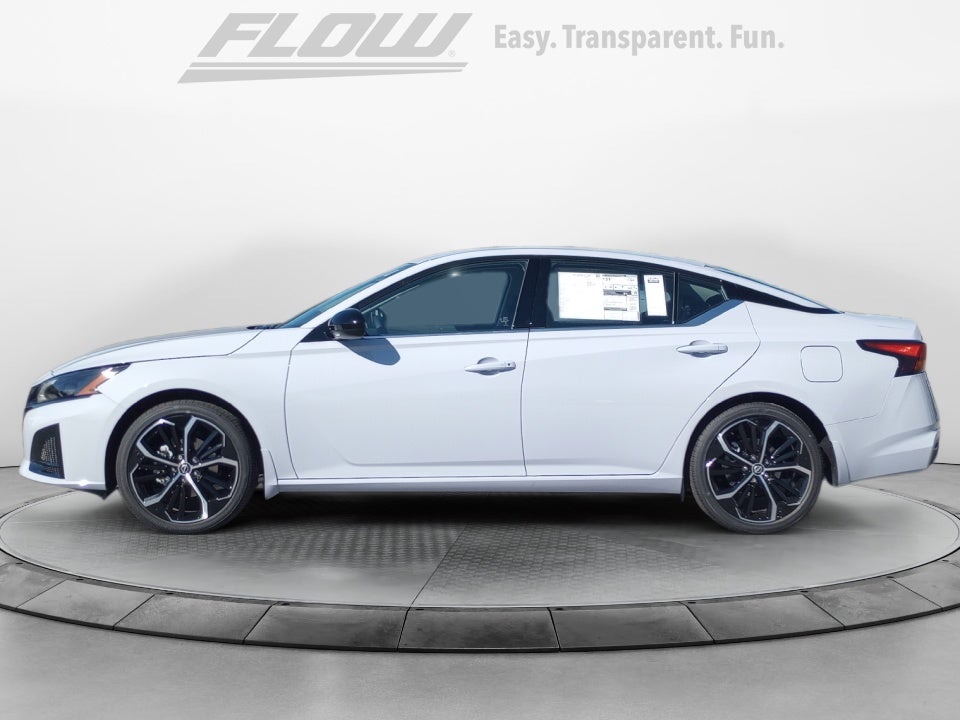 2025 Nissan Altima SR FWD