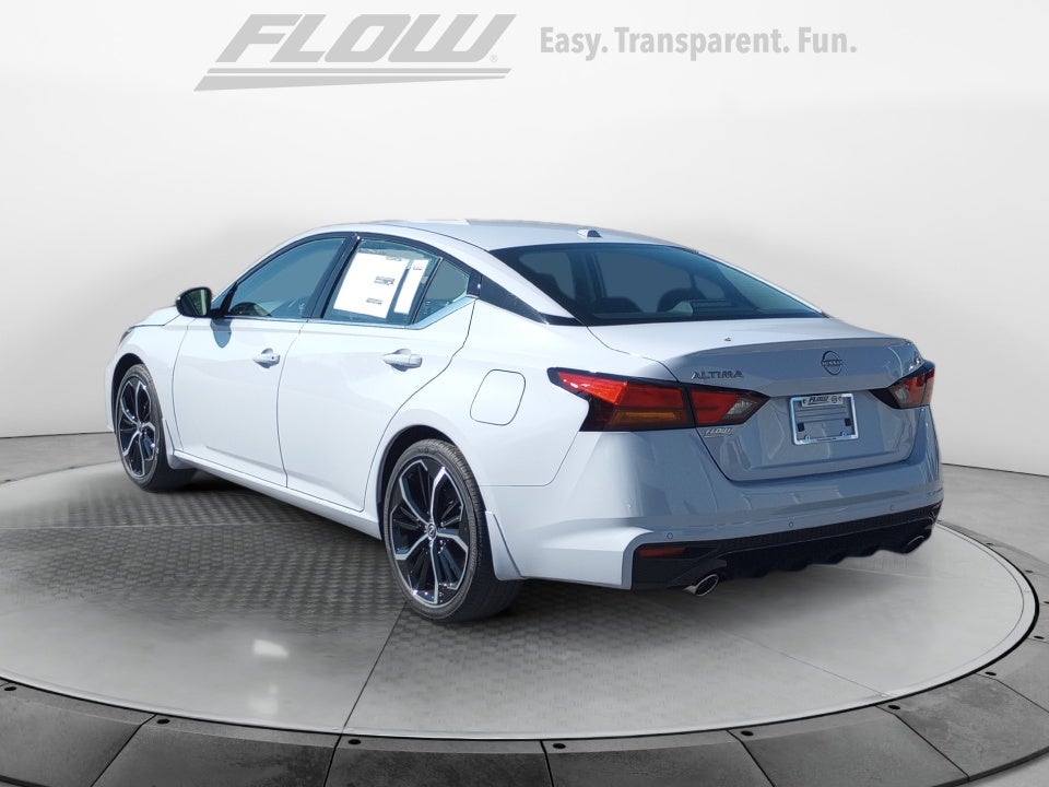 2025 Nissan Altima SR FWD