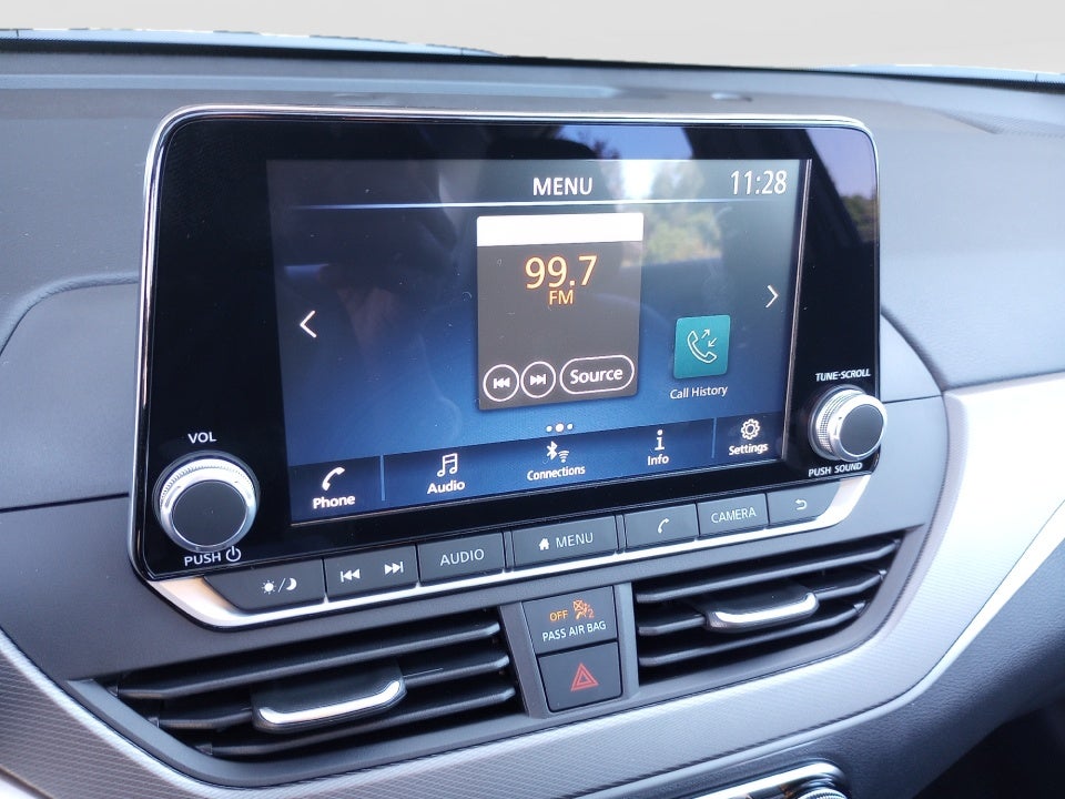 2025 Nissan Altima SR FWD