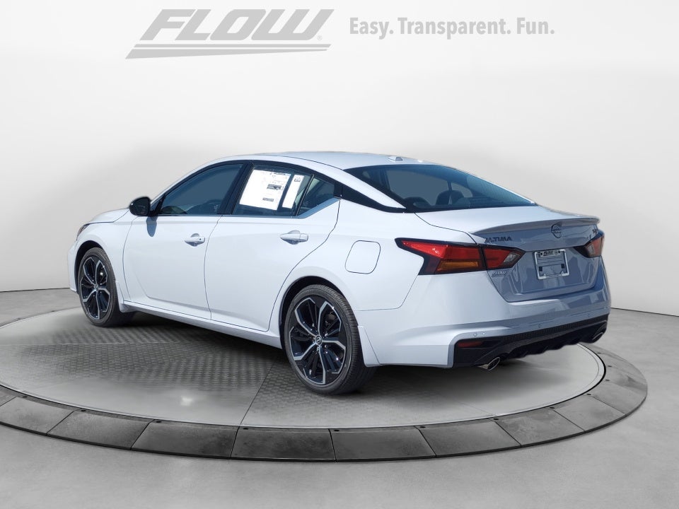 2025 Nissan Altima SR FWD