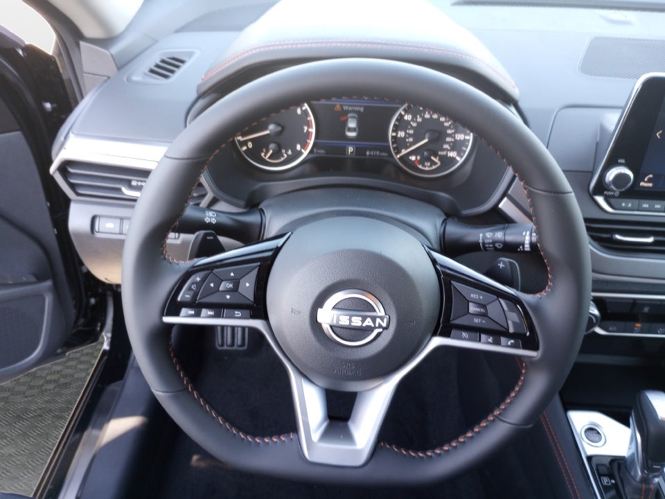 2025 Nissan Altima SR FWD