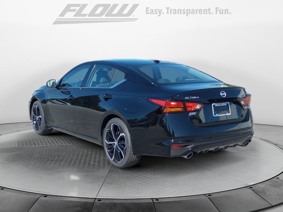 2025 Nissan Altima SR FWD