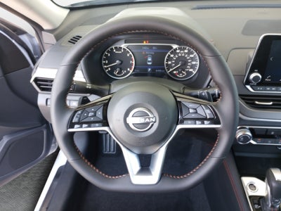 2025 Nissan Altima SR FWD