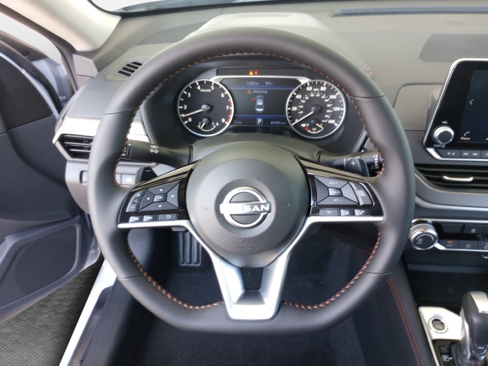 2025 Nissan Altima SR FWD