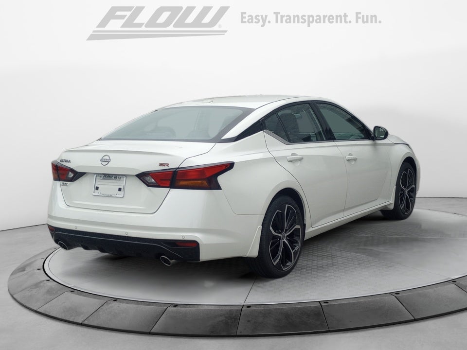 2025 Nissan Altima SR FWD