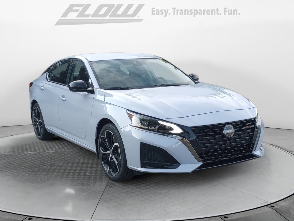 2025 Nissan Altima SR FWD