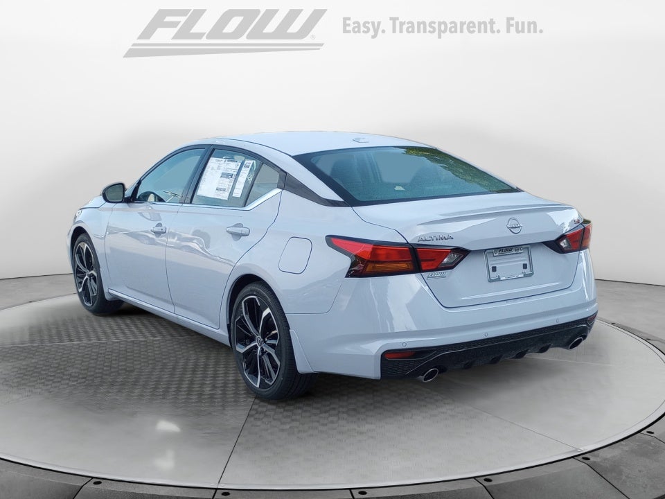 2025 Nissan Altima SR FWD