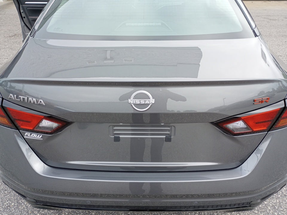 2025 Nissan Altima SR FWD