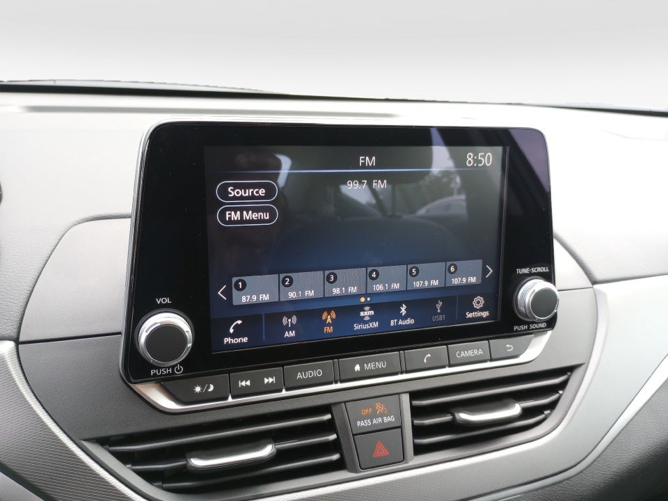 2025 Nissan Altima SR FWD