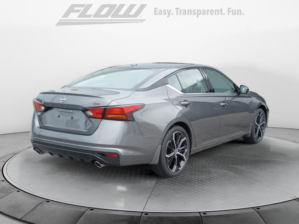 2025 Nissan Altima SR FWD