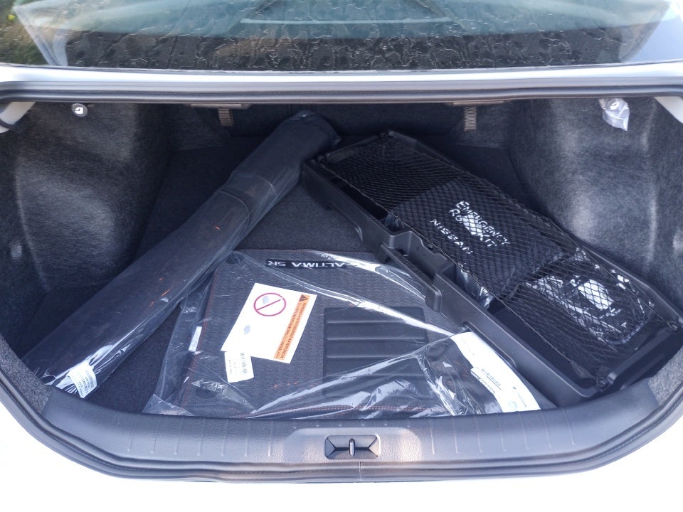 2025 Nissan Altima SR FWD