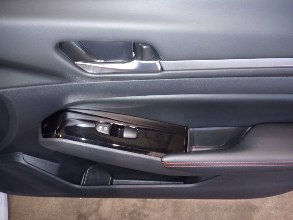 2024 Nissan Altima SR Intelligent AWD