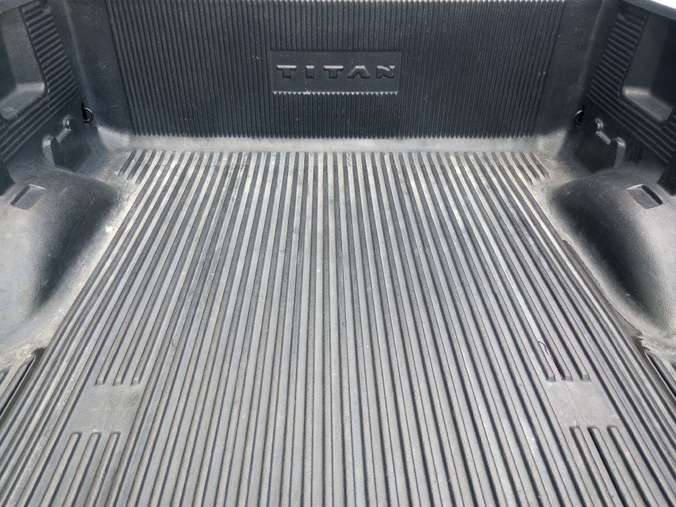 2021 Nissan TITAN Crew Cab SV 4x4