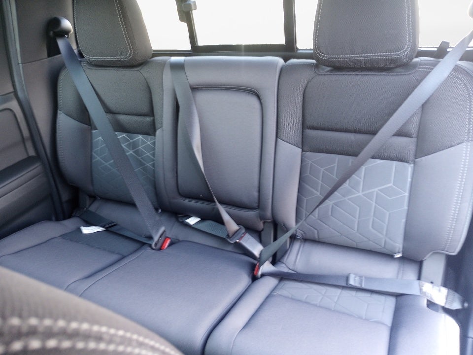 2026 Nissan Frontier Crew Cab SV 4x2