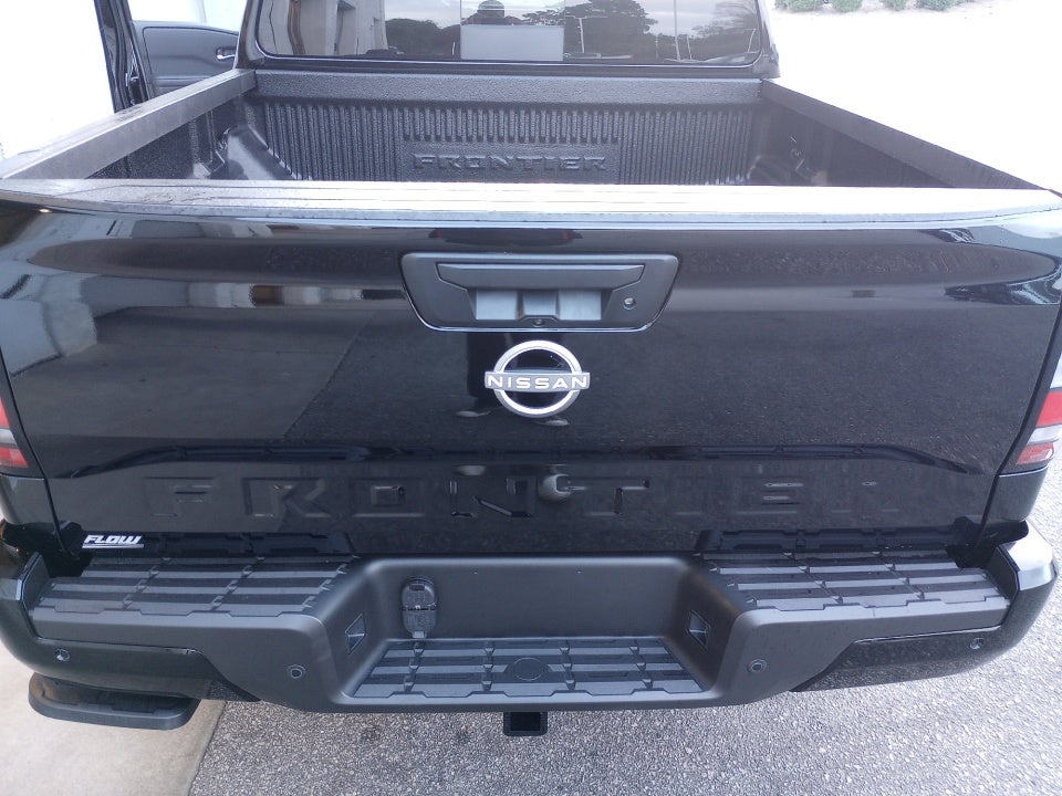 2026 Nissan Frontier Crew Cab SV 4x2