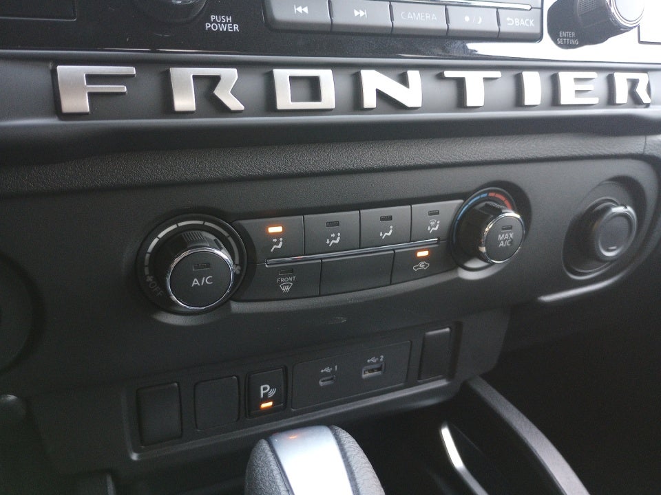 2026 Nissan Frontier Crew Cab SV 4x2