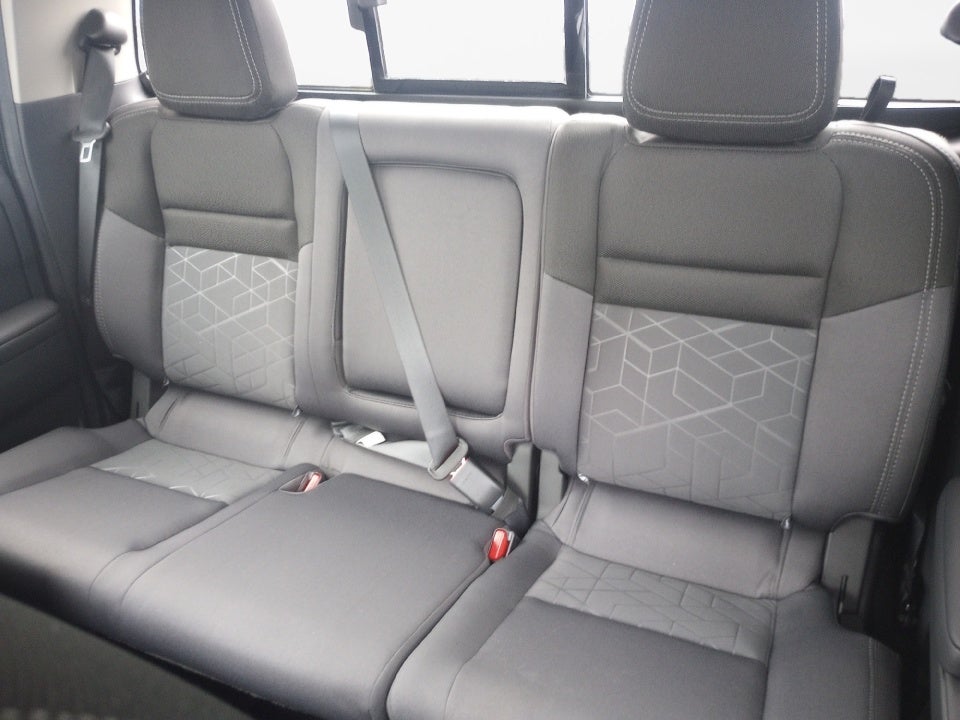 2026 Nissan Frontier Crew Cab SV 4x2