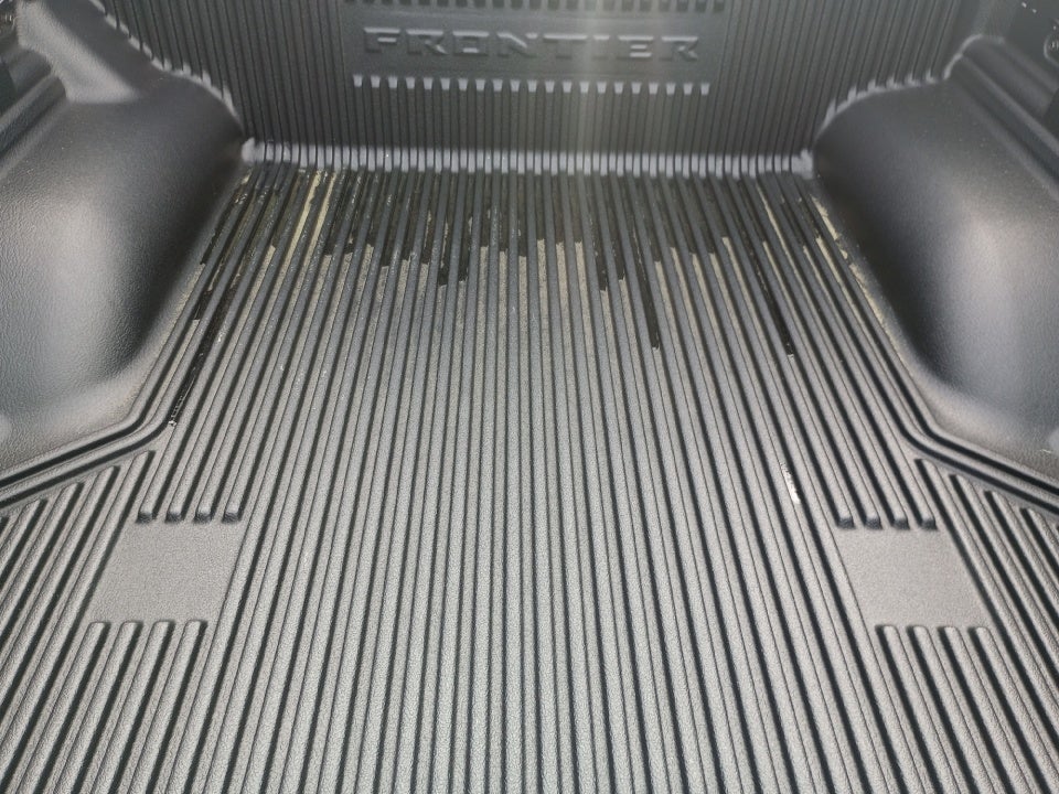 2026 Nissan Frontier Crew Cab SV 4x2