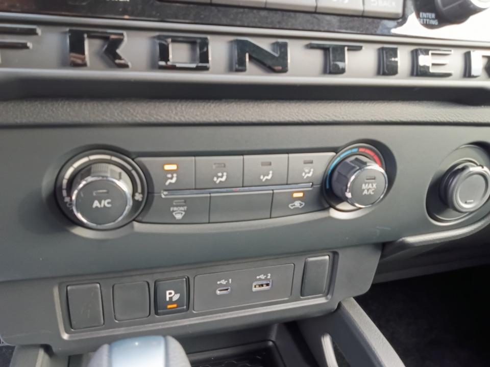 2027 Nissan Frontier SV