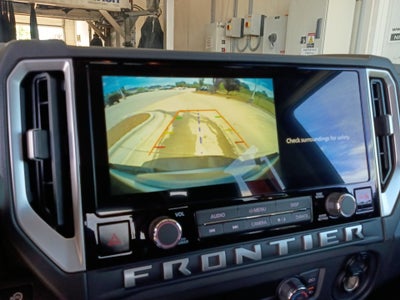 2025 Nissan Frontier SV