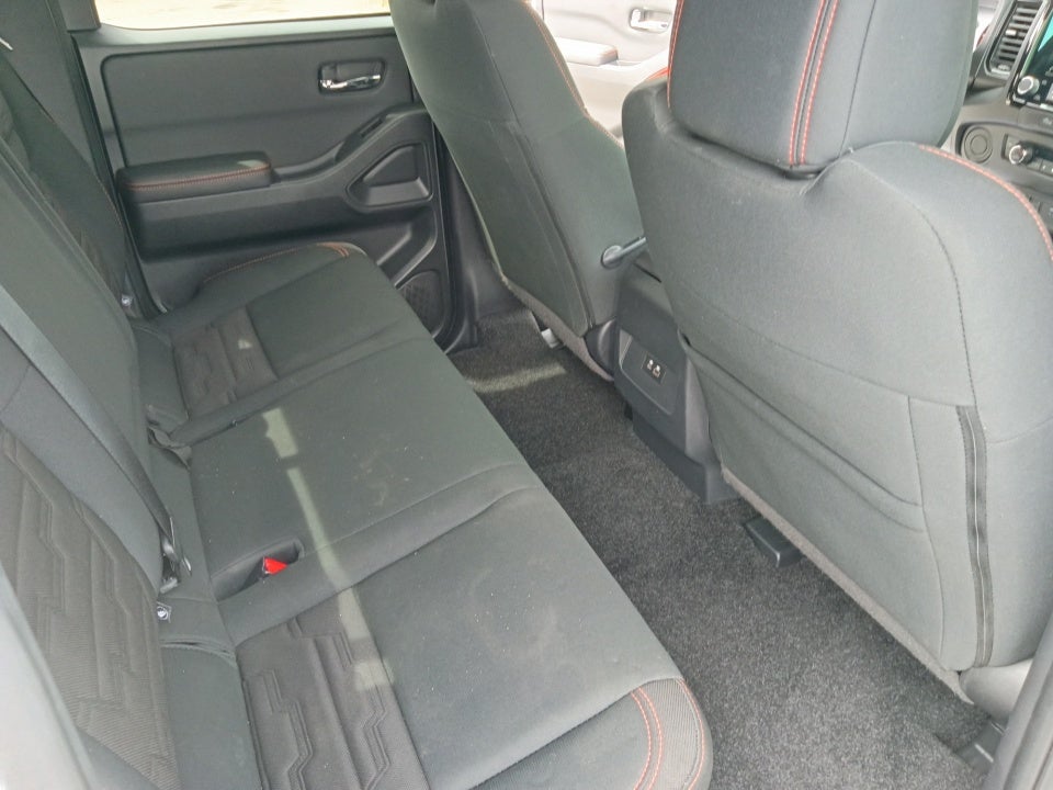 2024 Nissan Frontier Crew Cab PRO-X 4x2