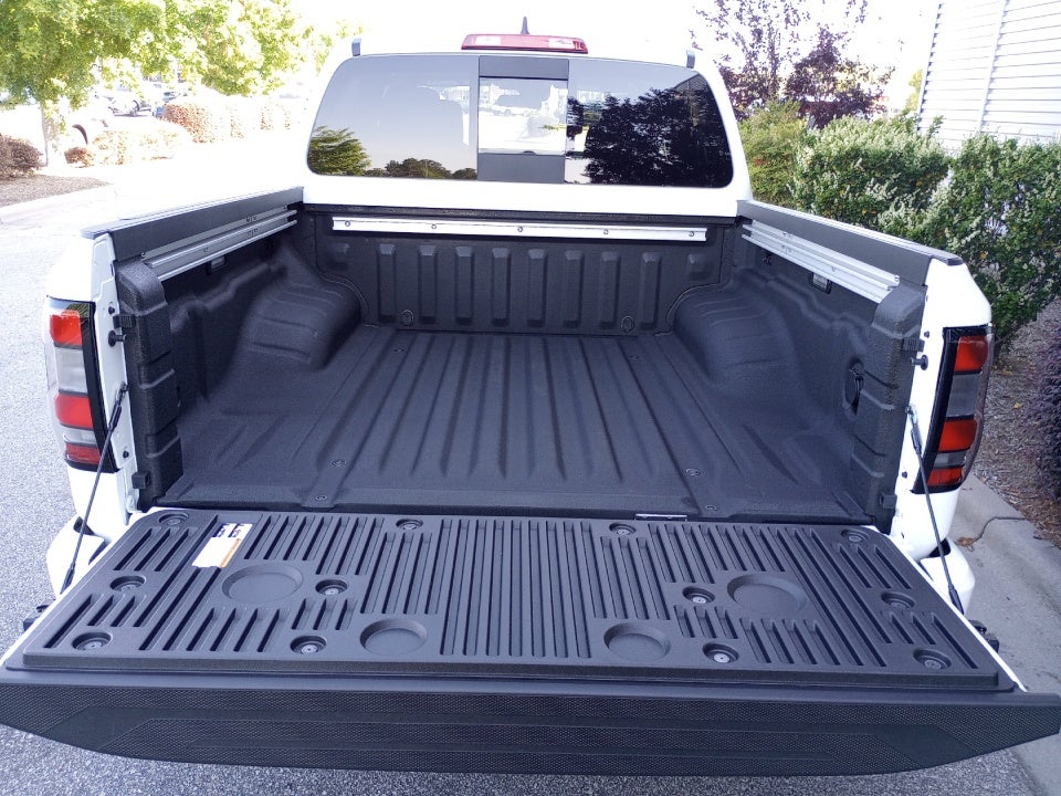 2023 Nissan Frontier PRO-X
