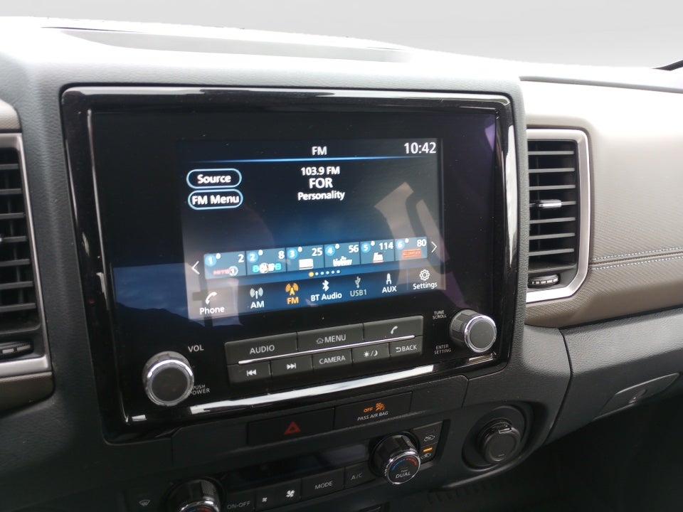 2022 Nissan Frontier Crew Cab SV 4x2