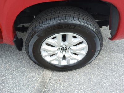 2022 Nissan Frontier Crew Cab SV 4x2