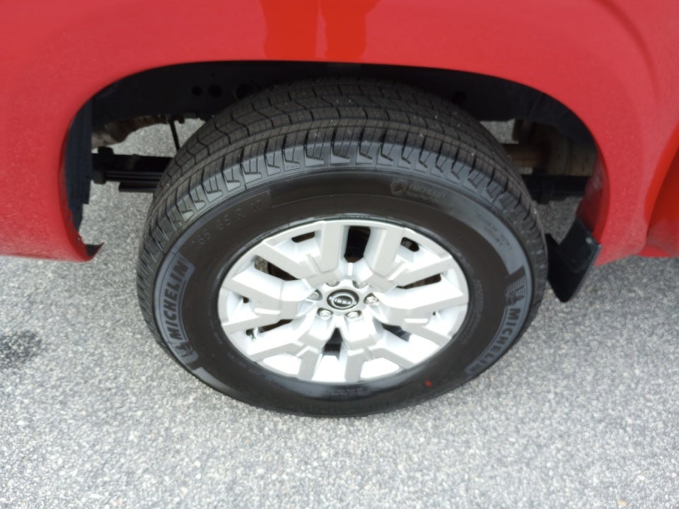 2022 Nissan Frontier Crew Cab SV 4x2