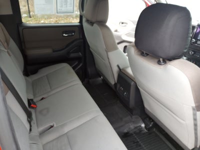 2022 Nissan Frontier Crew Cab SV 4x2