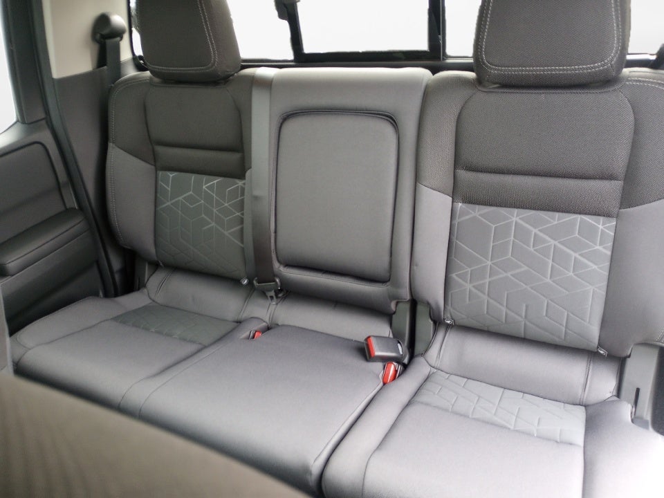 2026 Nissan Frontier Crew Cab SV 4x2