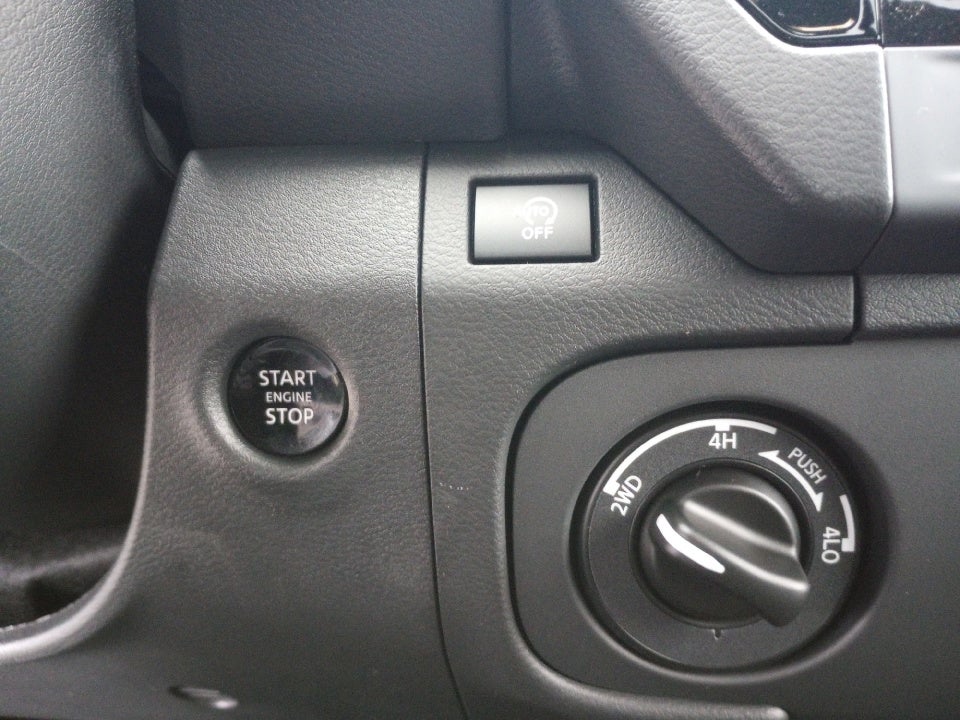 2026 Nissan Frontier Crew Cab PRO-4X 4x4