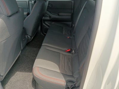 2026 Nissan Frontier Crew Cab PRO-4X 4x4