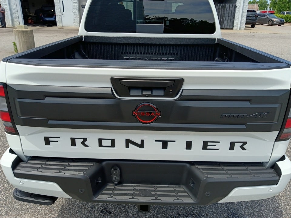 2026 Nissan Frontier Crew Cab PRO-4X 4x4