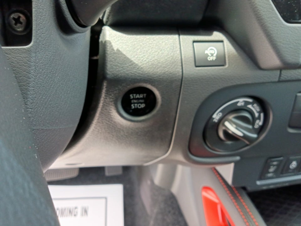 2026 Nissan Frontier Crew Cab PRO-4X 4x4