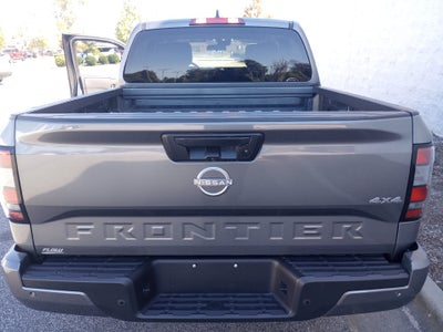 2025 Nissan Frontier SV
