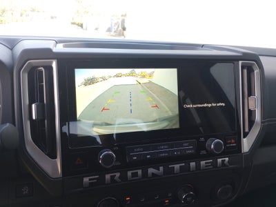 2025 Nissan Frontier SV